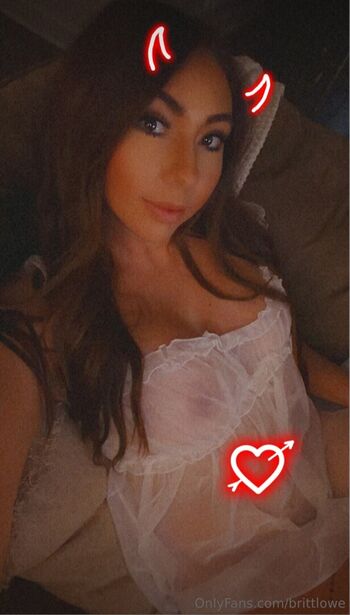 Full leaked Brittlowe page private onlyfans photo
