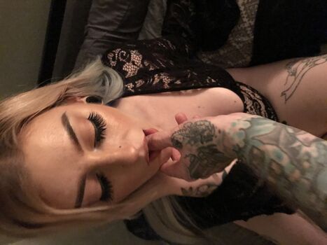 Full leaked Britzaaaa private onlyfans photo