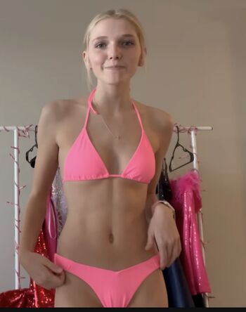 Full leaked Brooke isabella page private onlyfans photo