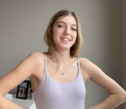 Full leaked Brooke isabella page private onlyfans photo
