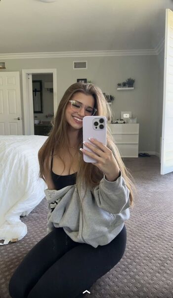 Full leaked Brooke monk  page private onlyfans photo