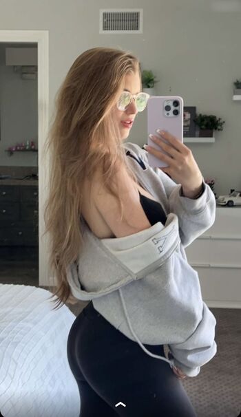 Full leaked Brooke monk  page private onlyfans photo