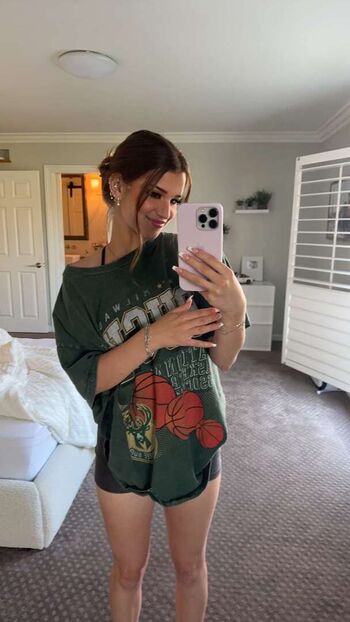 Full leaked Brooke monk private onlyfans photo