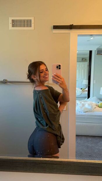 Full leaked Brooke monk private onlyfans photo