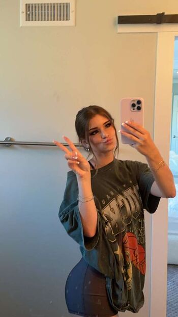 Full leaked Brooke monk private onlyfans photo