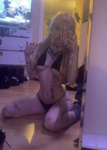 Full leaked Bruisedvioletx private onlyfans photo
