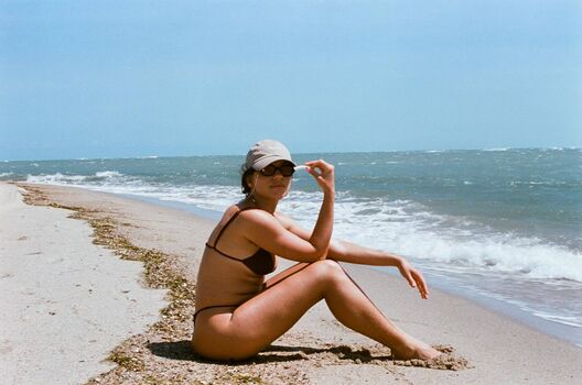 Full leaked Bruna linzmeyer private onlyfans photo