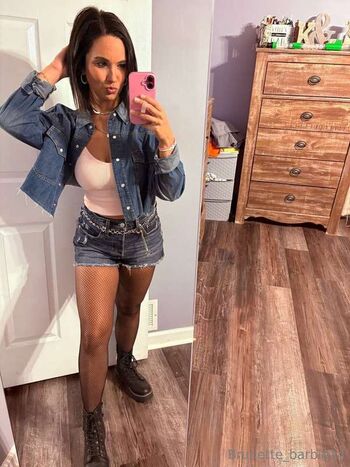 Full leaked Brunettebarbie private onlyfans photo