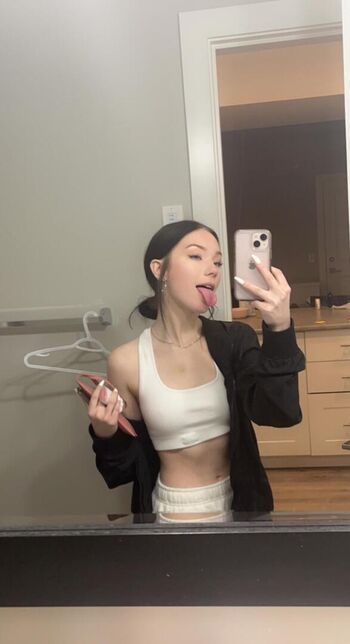 Full leaked Brunettebhabie private onlyfans photo