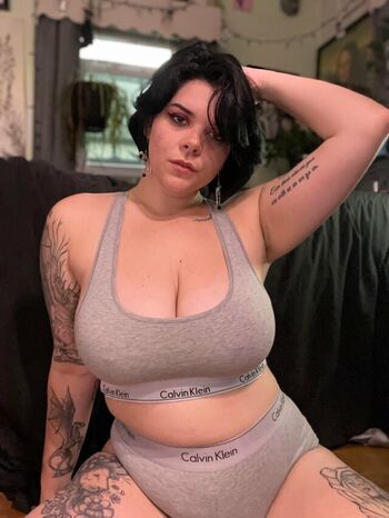 Full leaked Bubblebuttbaby private onlyfans photo