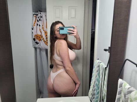 Full leaked Bubblegumbrat private onlyfans photo