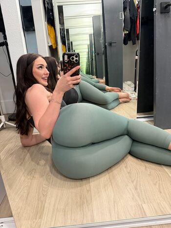 Full leaked Bubblylucien private onlyfans photo