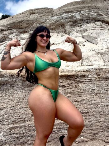 Full leaked Bulkycriiss private onlyfans photo