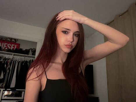 Full leaked Bunnygirlbree  page private onlyfans photo