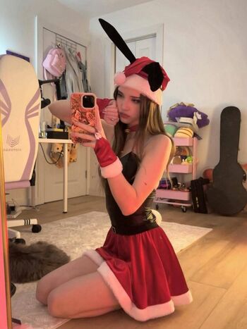 Full leaked Bunnygirlbree  page private onlyfans photo