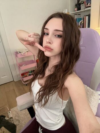 Full leaked Bunnygirlbree private onlyfans photo