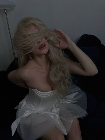 Full leaked Bunnylia private onlyfans photo