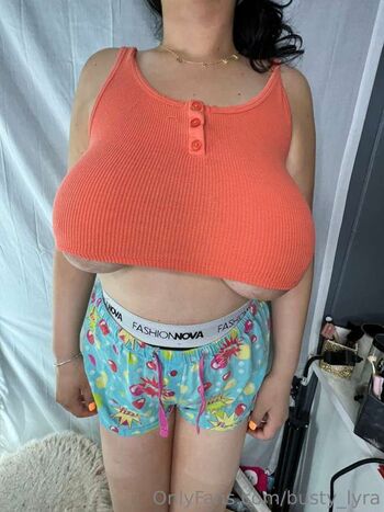 Full leaked Busty lyra private onlyfans photo