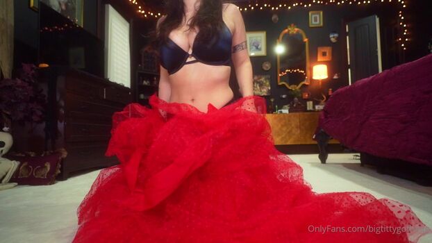 Full leaked Bustyleah private onlyfans photo