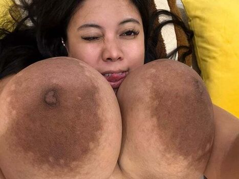 Full leaked Bustyzoe private onlyfans photo