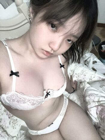 Full leaked Butterflyoo private onlyfans photo