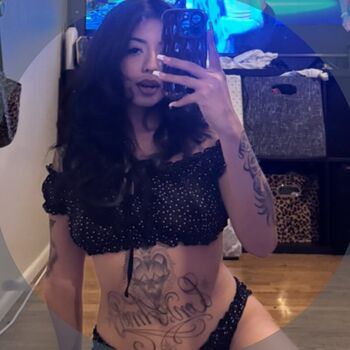Full leaked Buzzzbombb private onlyfans photo