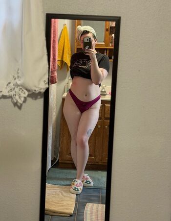 Full leaked Cfffea private onlyfans photo
