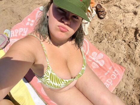 Full leaked Caall me ri private onlyfans photo