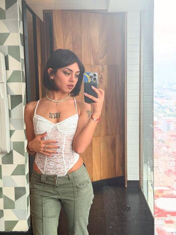 Full leaked Cachirula private onlyfans photo