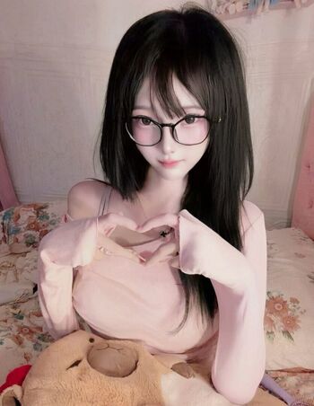 Full leaked Caeshy s private onlyfans photo