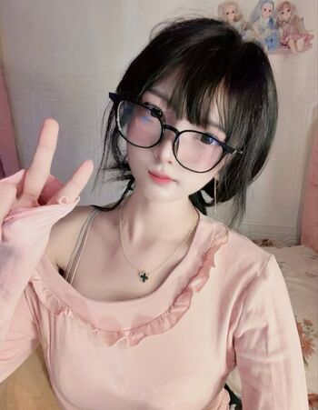 Full leaked Caeshy s private onlyfans photo