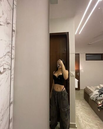 Full leaked Caiityya private onlyfans photo