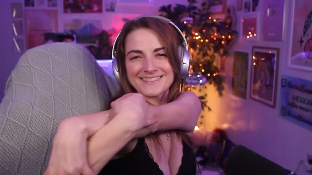 Full leaked Caitlin marie reacts page private onlyfans photo