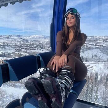 Full leaked Caitlin strez private onlyfans photo