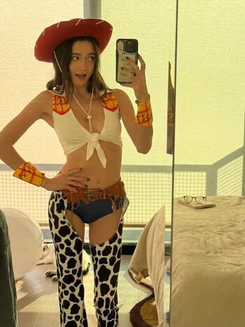 Full leaked Caitlinerinoneill  page private onlyfans photo