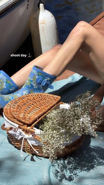 Full leaked Caitlinerinoneill page private onlyfans photo