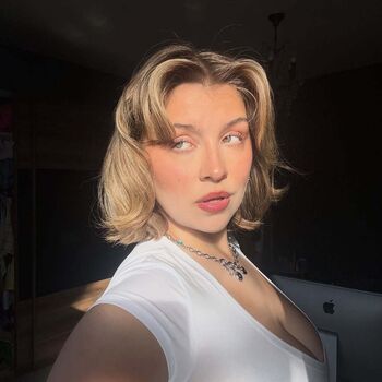 Full leaked Caity baser page private onlyfans photo