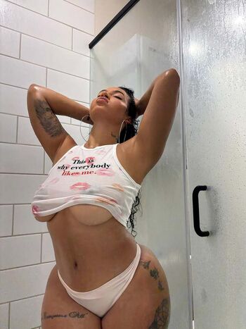 Full leaked Cakequeenmami private onlyfans photo