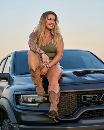 Full leaked Caleigh mackenzie page private onlyfans photo