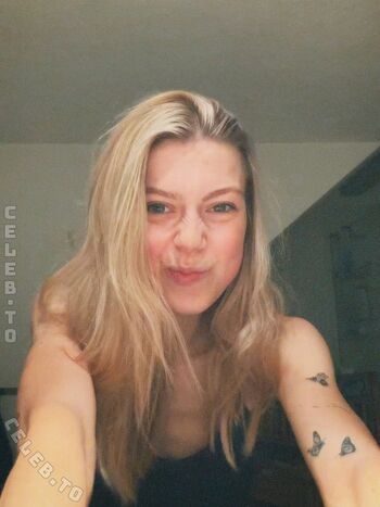 Full leaked Callmetiziaa private onlyfans photo