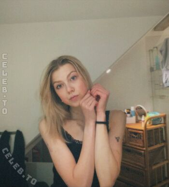 Full leaked Callmetiziaa private onlyfans photo