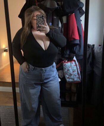 Full leaked Camaliceward private onlyfans photo