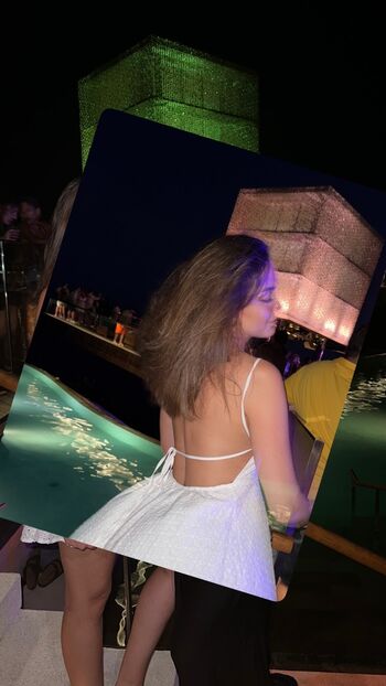 Full leaked Cameltoes private onlyfans photo