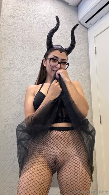 Full leaked Camibrito private onlyfans photo