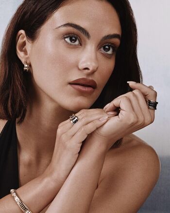 Camila Mendes