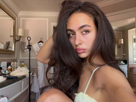 Full leaked Camila rendn private onlyfans photo