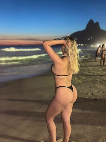 Full leaked Camille sousaofc private onlyfans photo