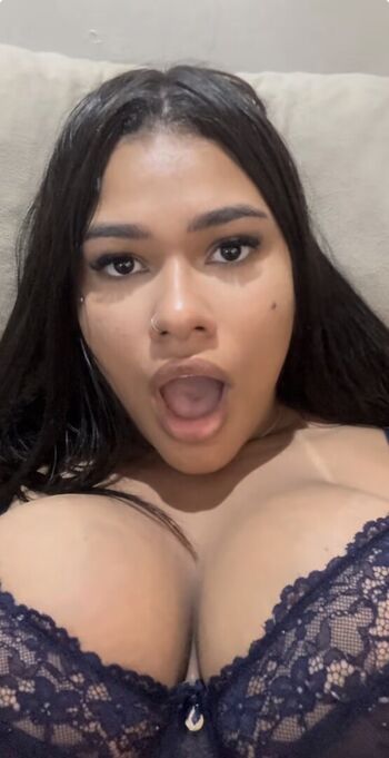 Full leaked Camyssoliveira private onlyfans photo