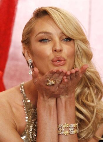 Candice Swanepoel