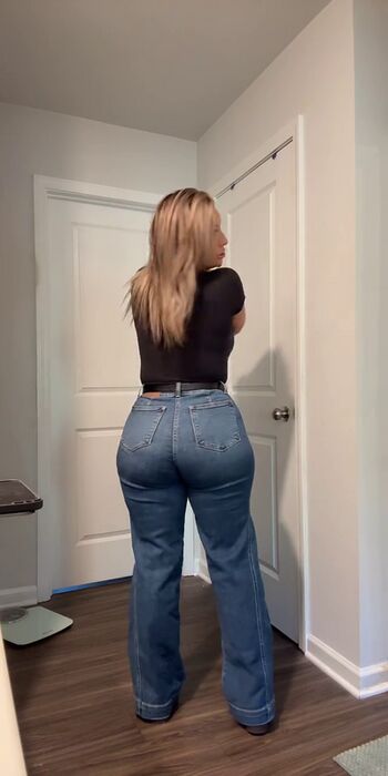 Full leaked Candice private onlyfans photo